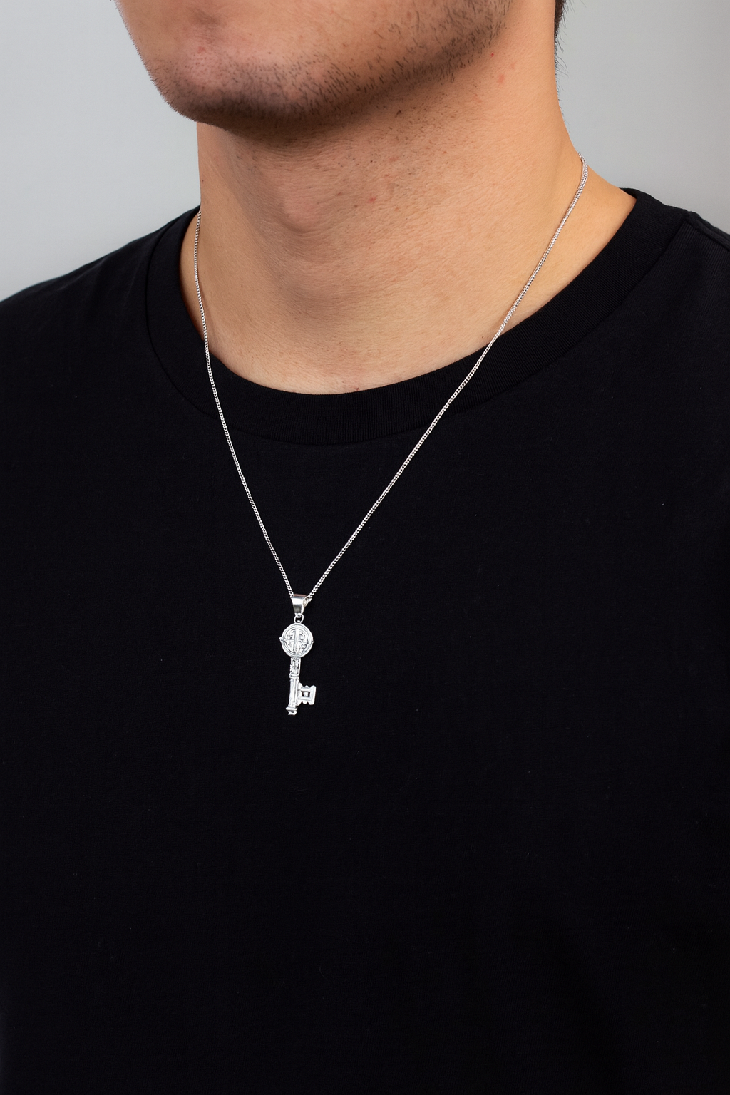 Dije Llave San Benito + Cadena En Plata .925