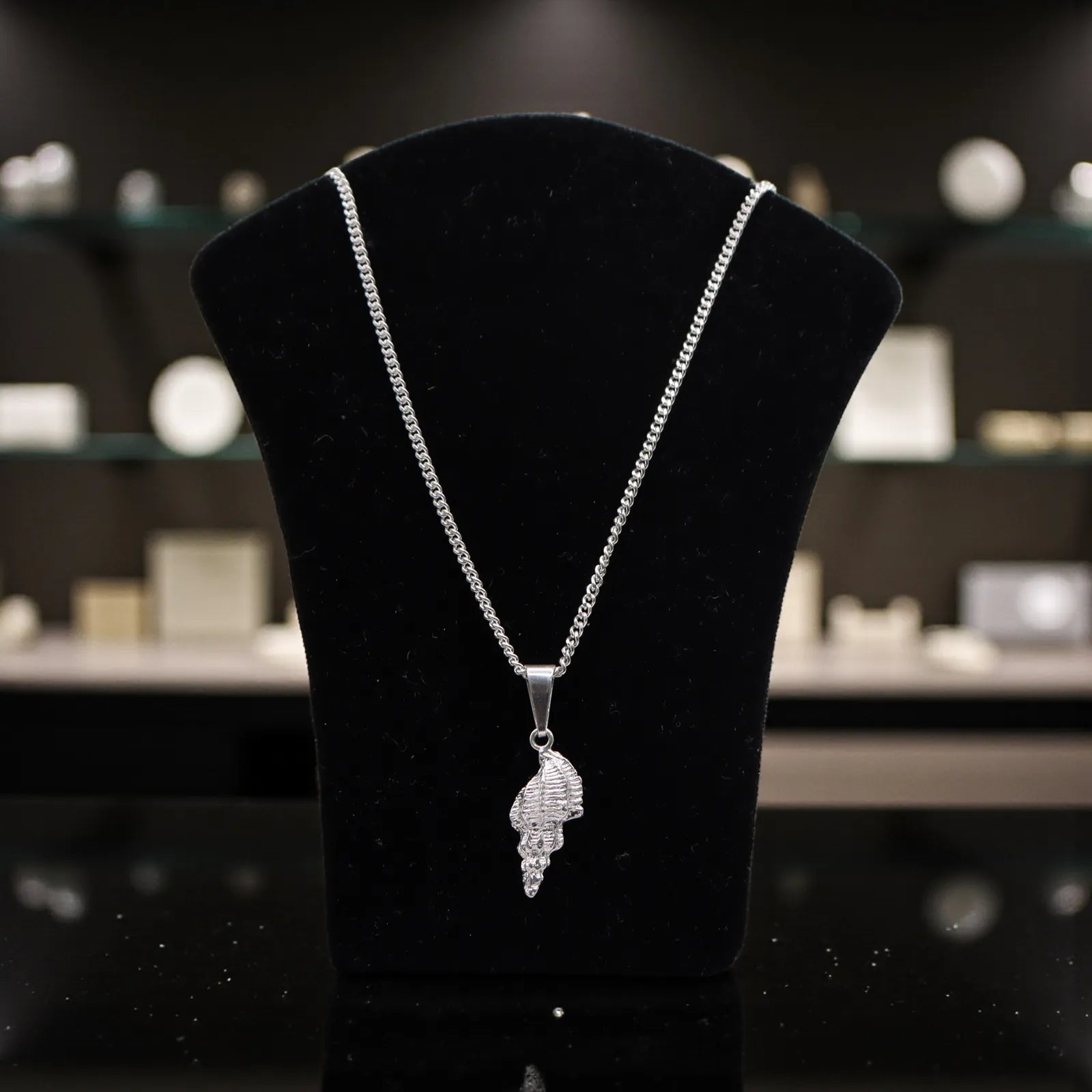 Dije De Caracola + Cadena en Plata .925