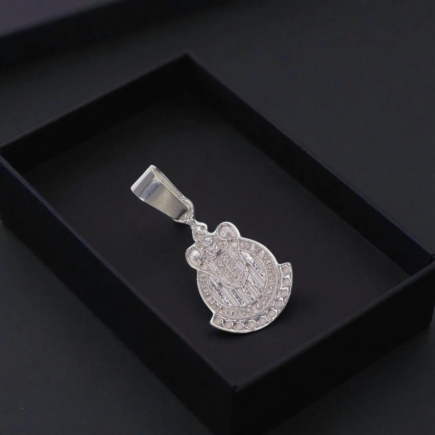 Dije Escudo Chivas + Cadena en Plata .925
