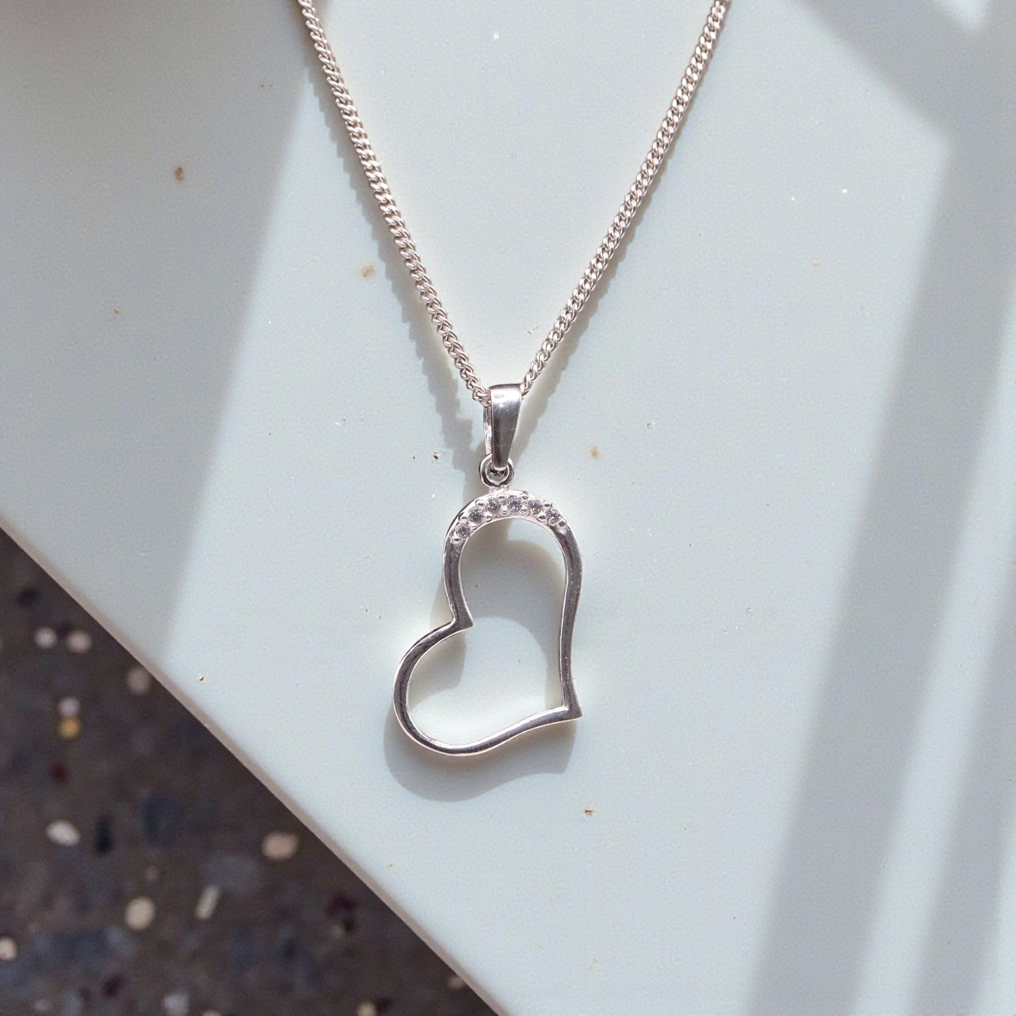 Dije Corazón Lazo Eterno Plata .925 Jozep Joyería