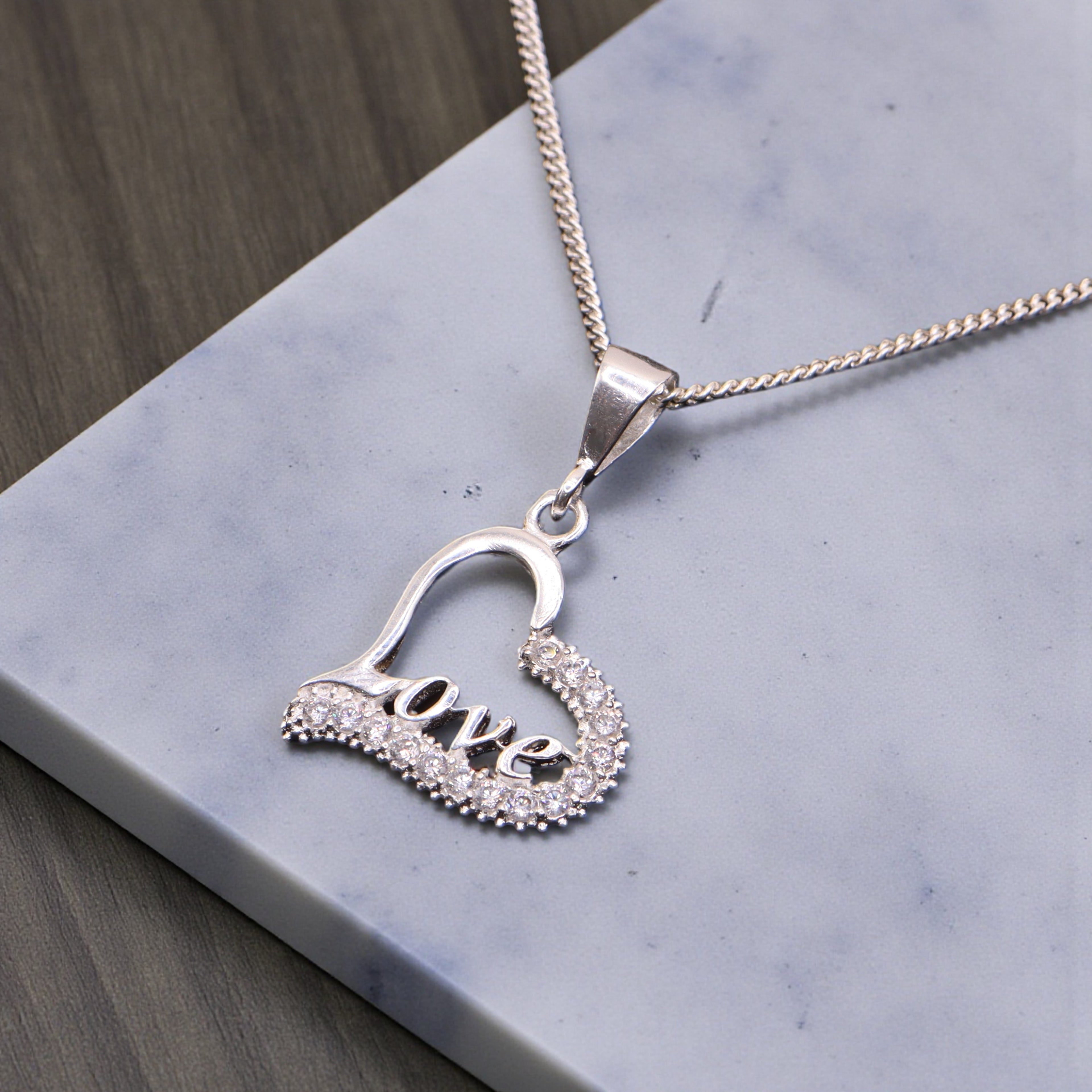 Dije Corazón Love Plata .925 Diseño Brillante Jozep Joyería