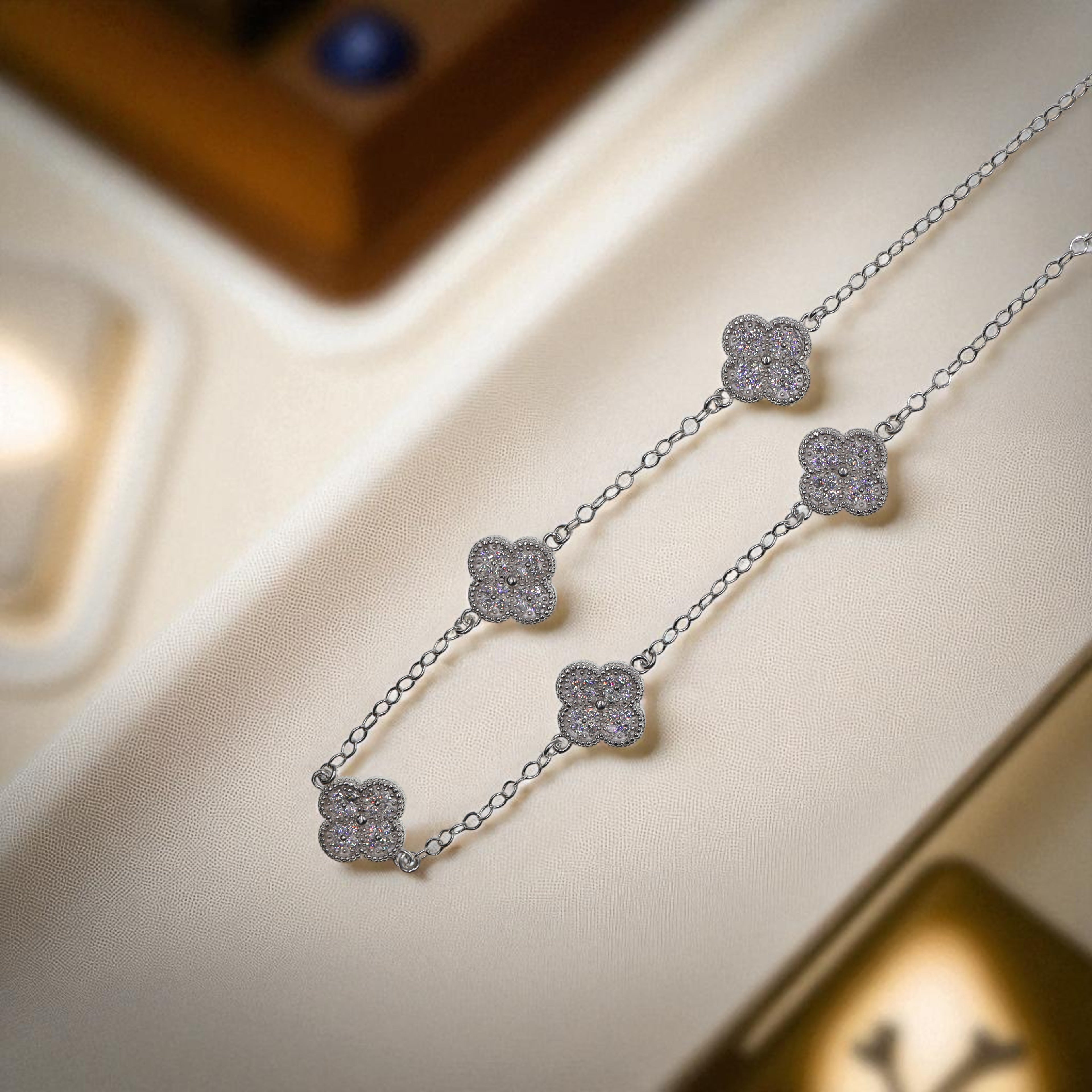 Cadena De Plata.925 Con Treboles Y Circonias