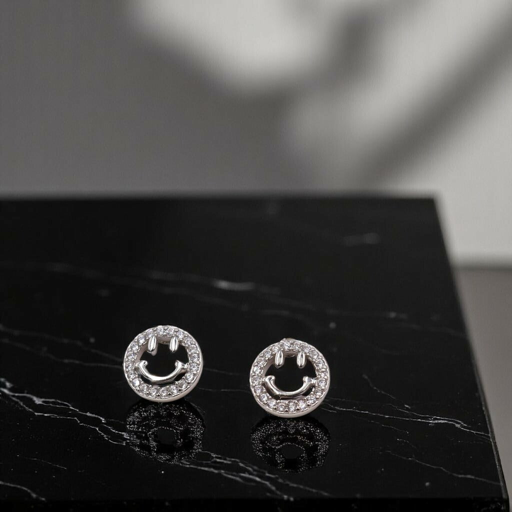 Broquel Cara Feliz de Plata .925