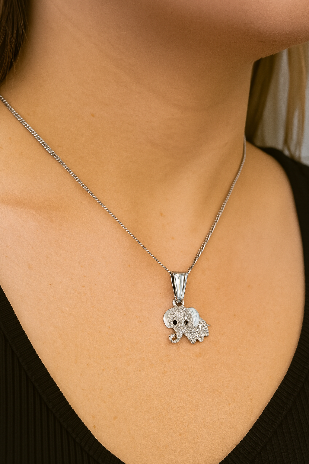 Dije De Elefante Blanco + Cadena en Plata .925