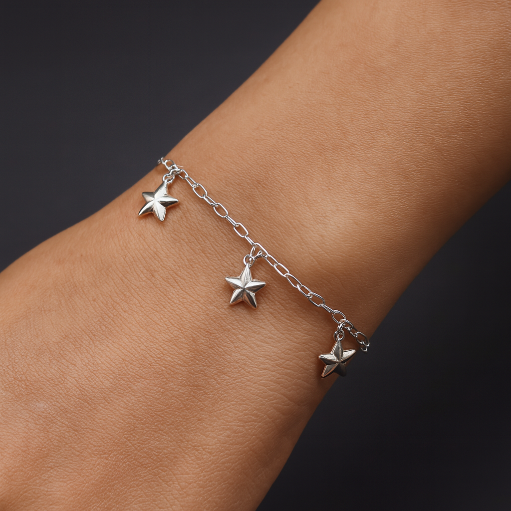 Pulso De Plata .925 Estilo Barbado Con Dijes De Estrella 18 cm