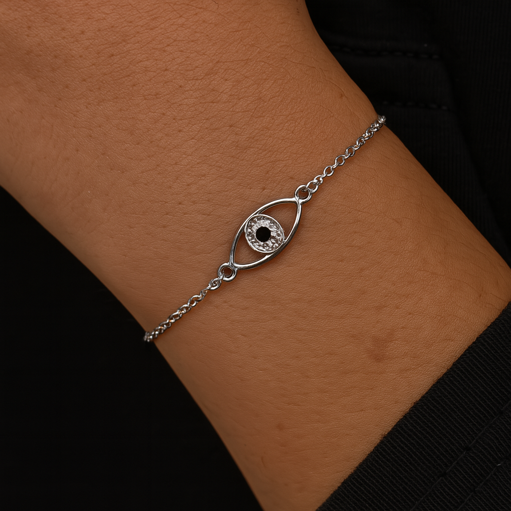 Pulso De Plata .925 Estilo Barbado Con Ojo Negro 19.5 cm