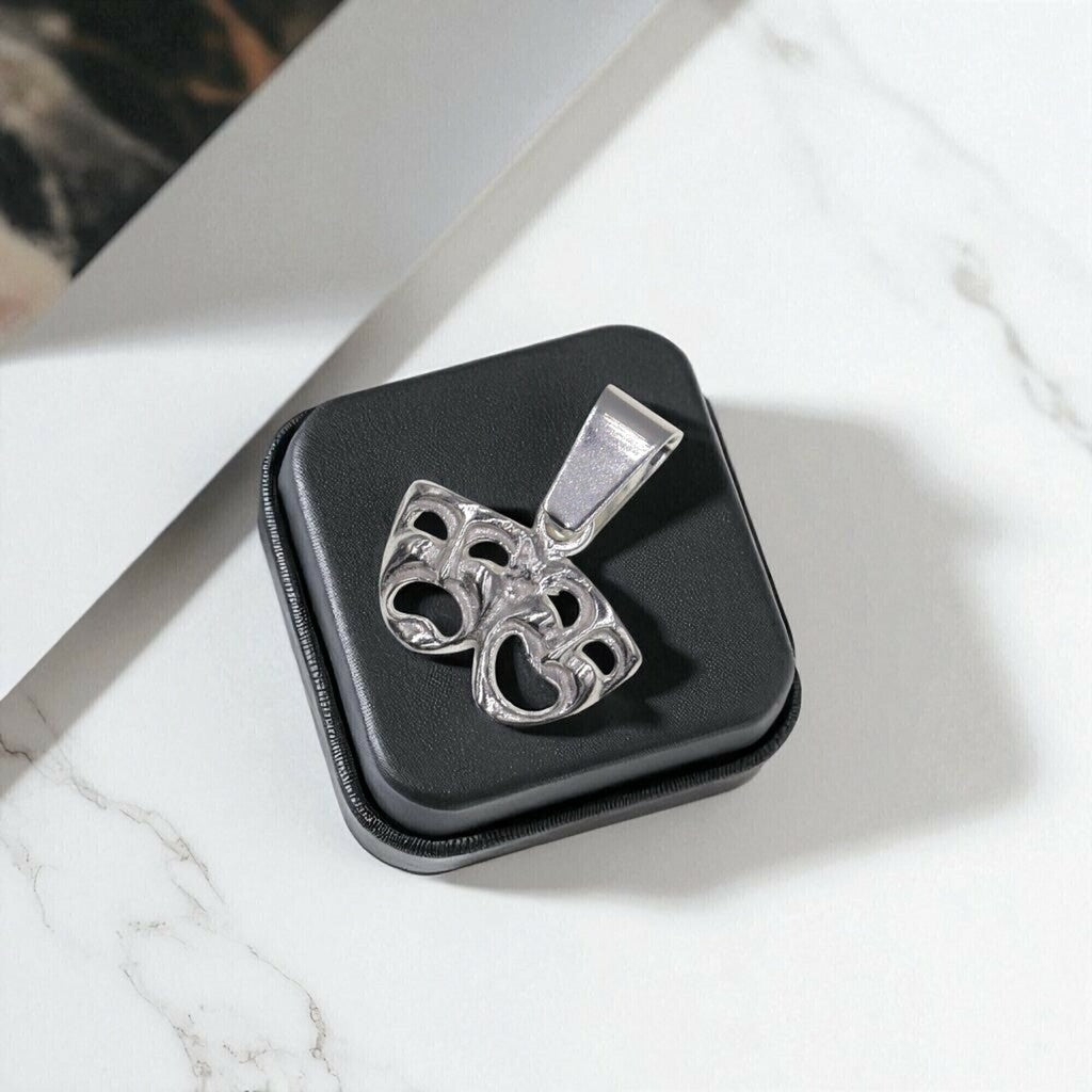 Dije Doble Mascara + Cadena en Plata .925