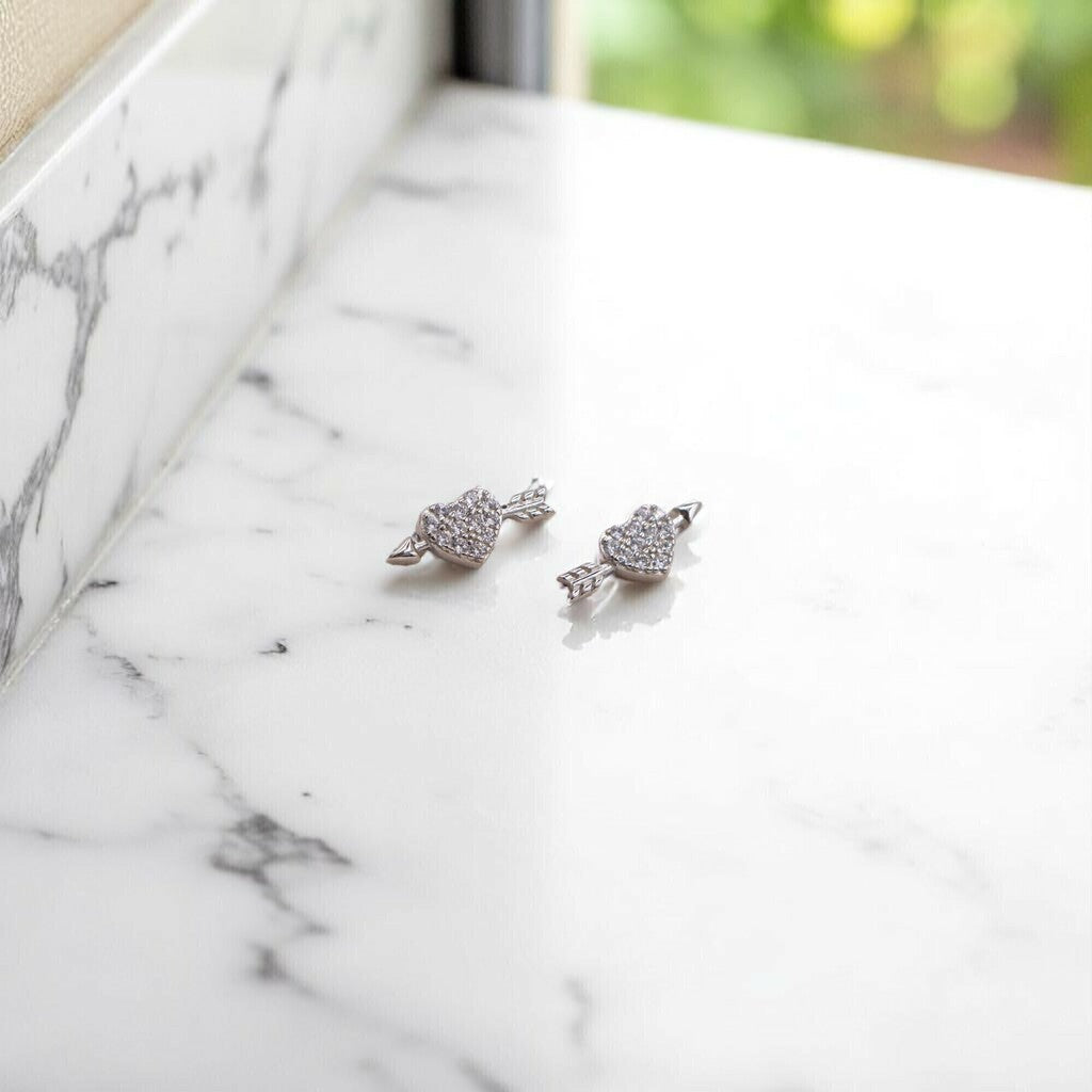 Broquel Flecha Corazón de Plata .925