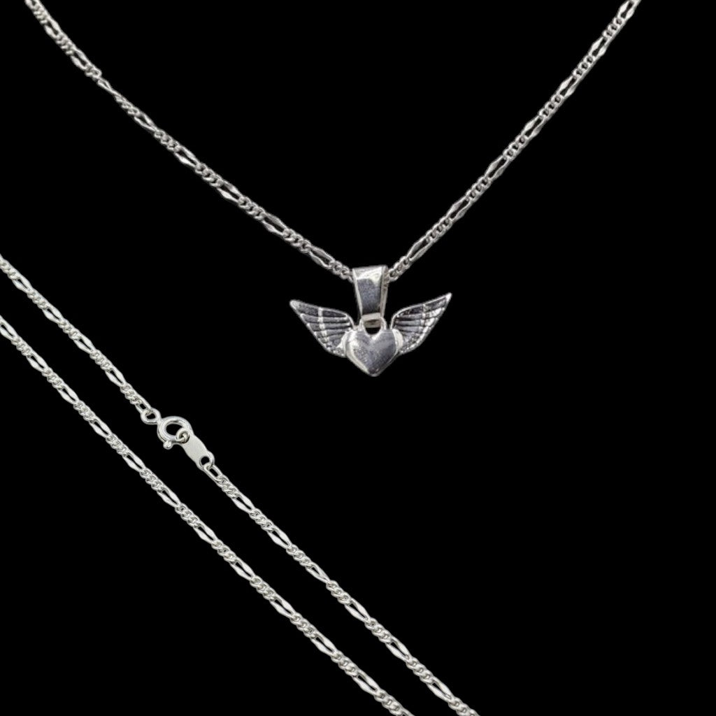 Dije Corazón con Alas + Cadena en Plata .925