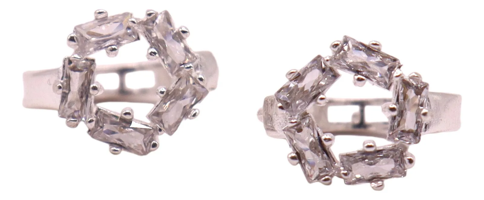 Aretes Huggie Corona de Zirconias en Plata .925