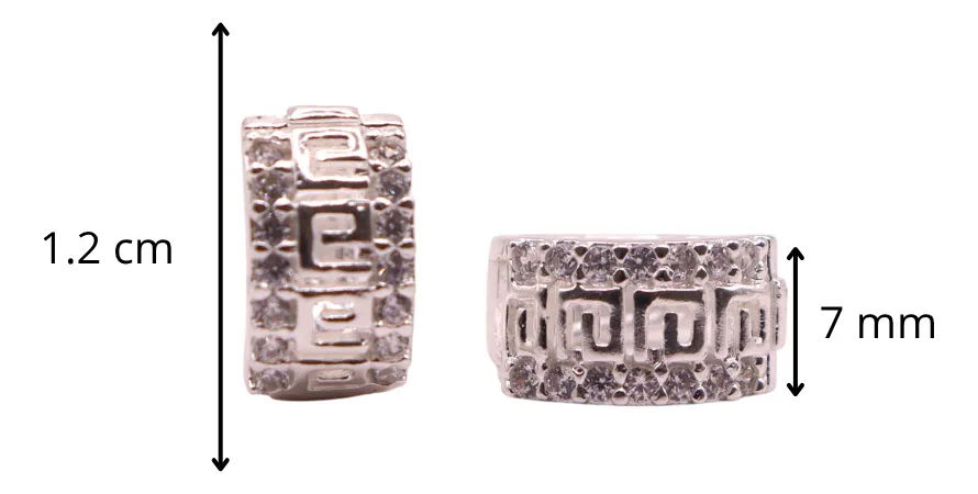 Aretes Huggie Con Diseño Grecas Chica Y Zirconias en Plata .925
