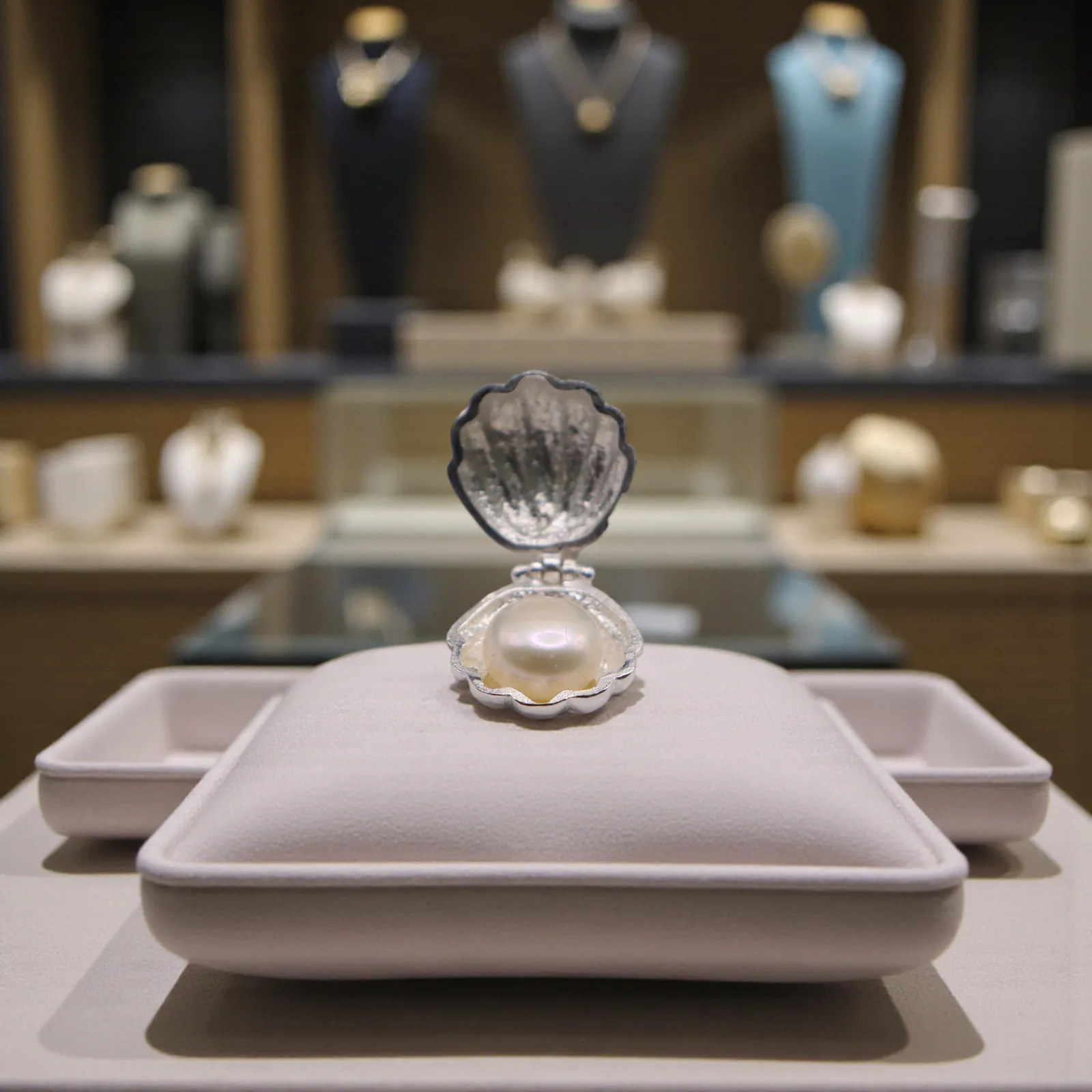 Dije De Concha Con Perla + Cadena en Plata .925