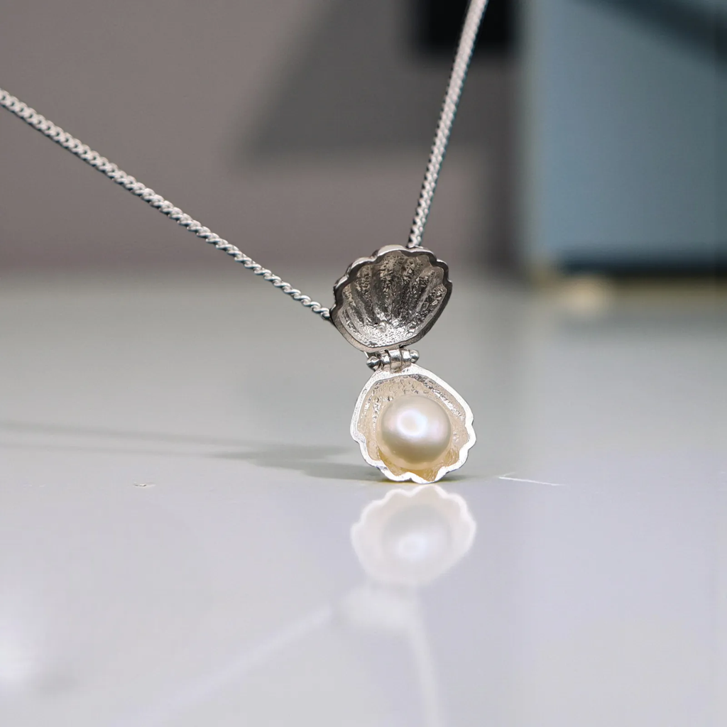 Dije De Concha Con Perla + Cadena en Plata .925