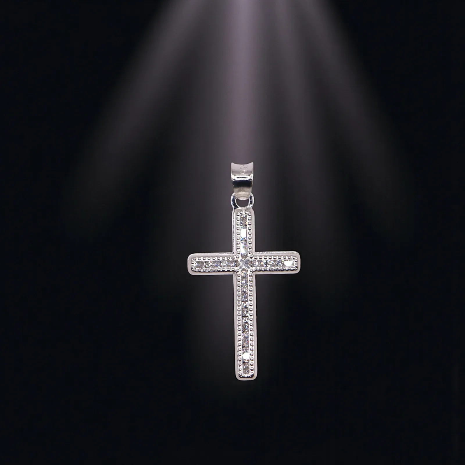 Dije De Cruz Con Circonia + Cadena en Plata .925