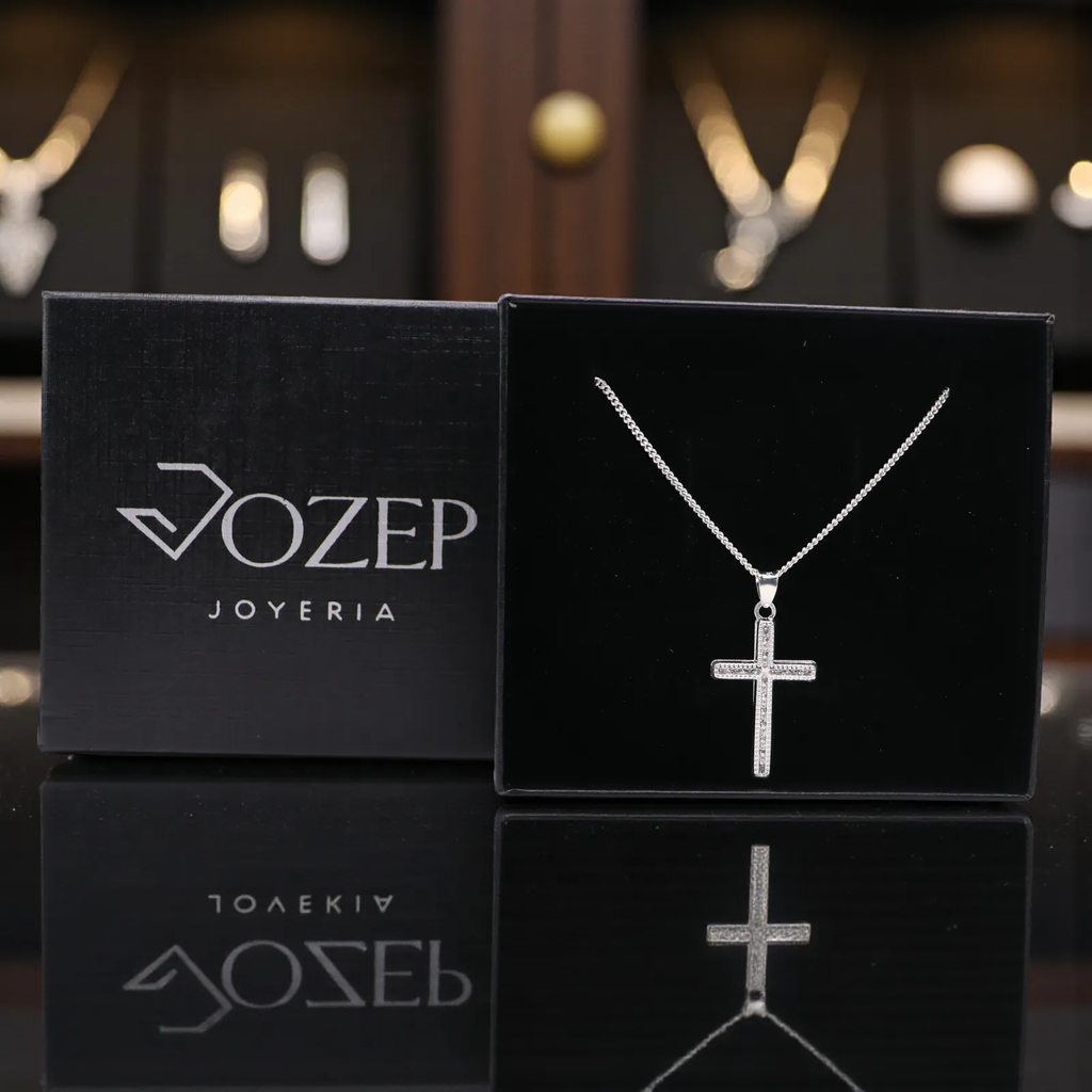 Dije De Cruz Con Circonia + Cadena en Plata .925