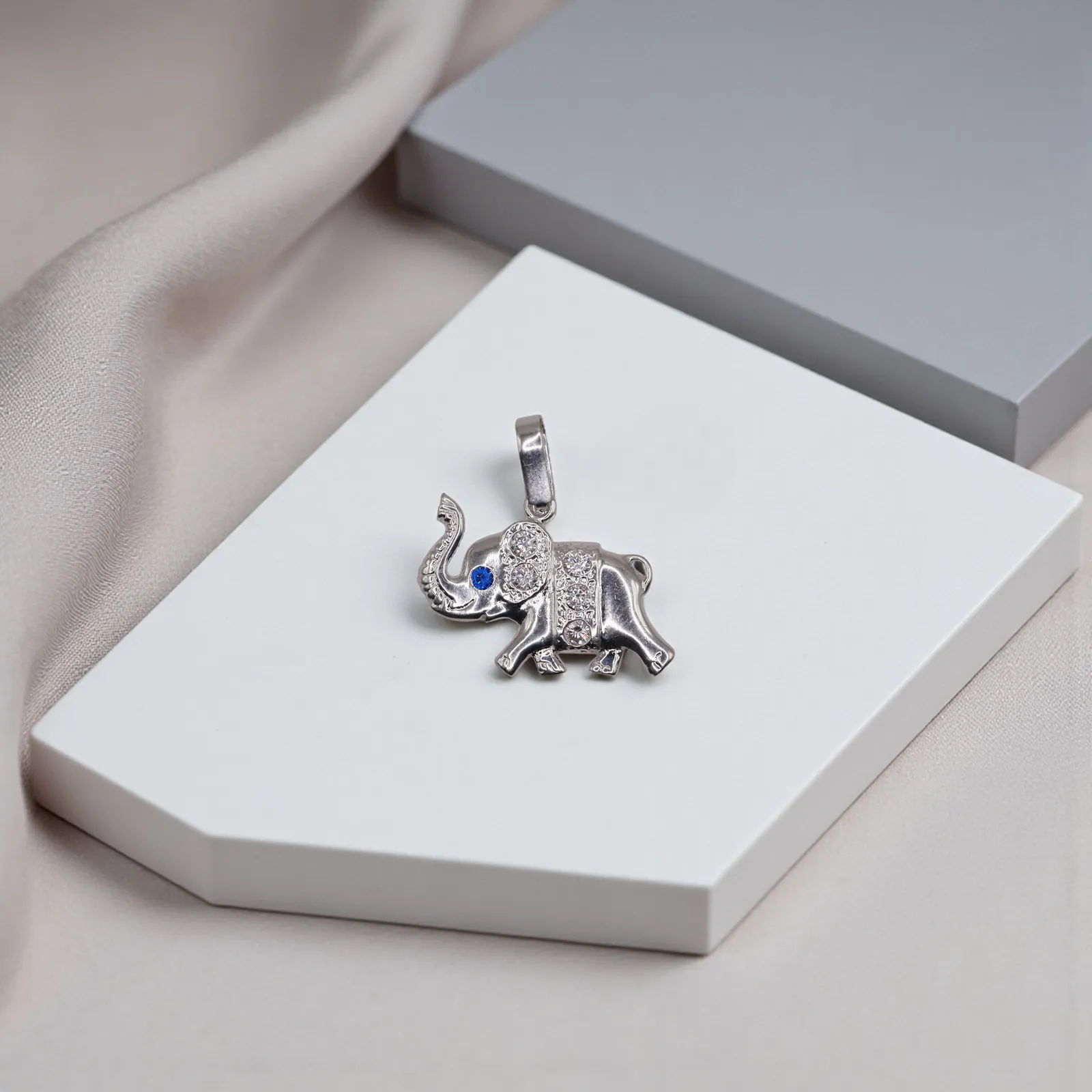 Dije De Elefante + Cadena en Plata .925