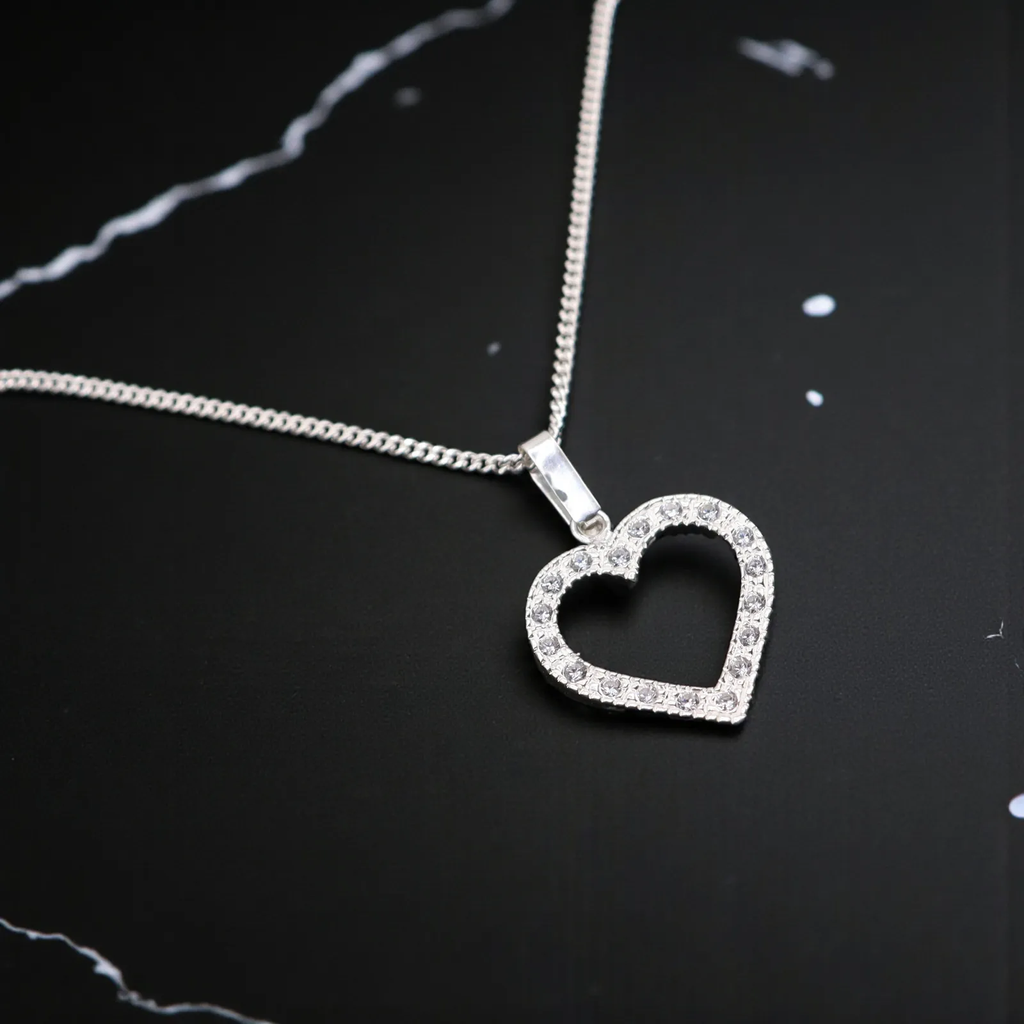 Dije De Corazón + Cadena en Plata .925