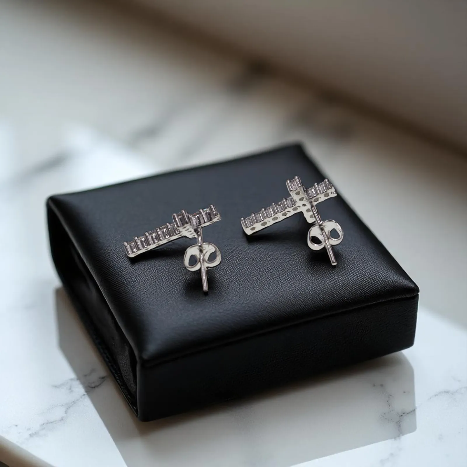 Aretes + Dije Cruz Con Circonia en Plata .925