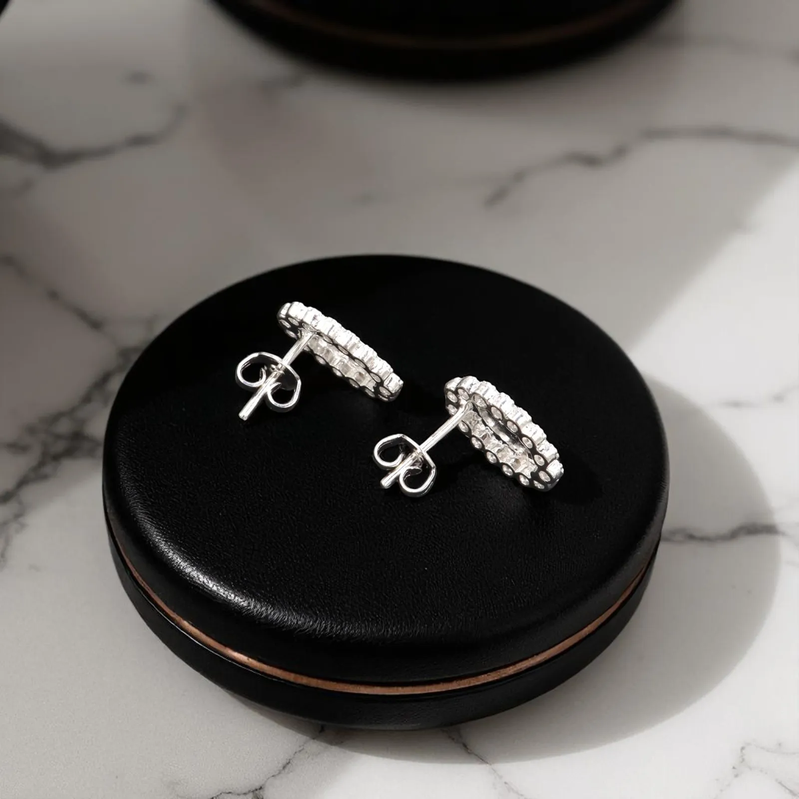 Aretes + Dije Mini Virgen Con Circonia en Plata .925