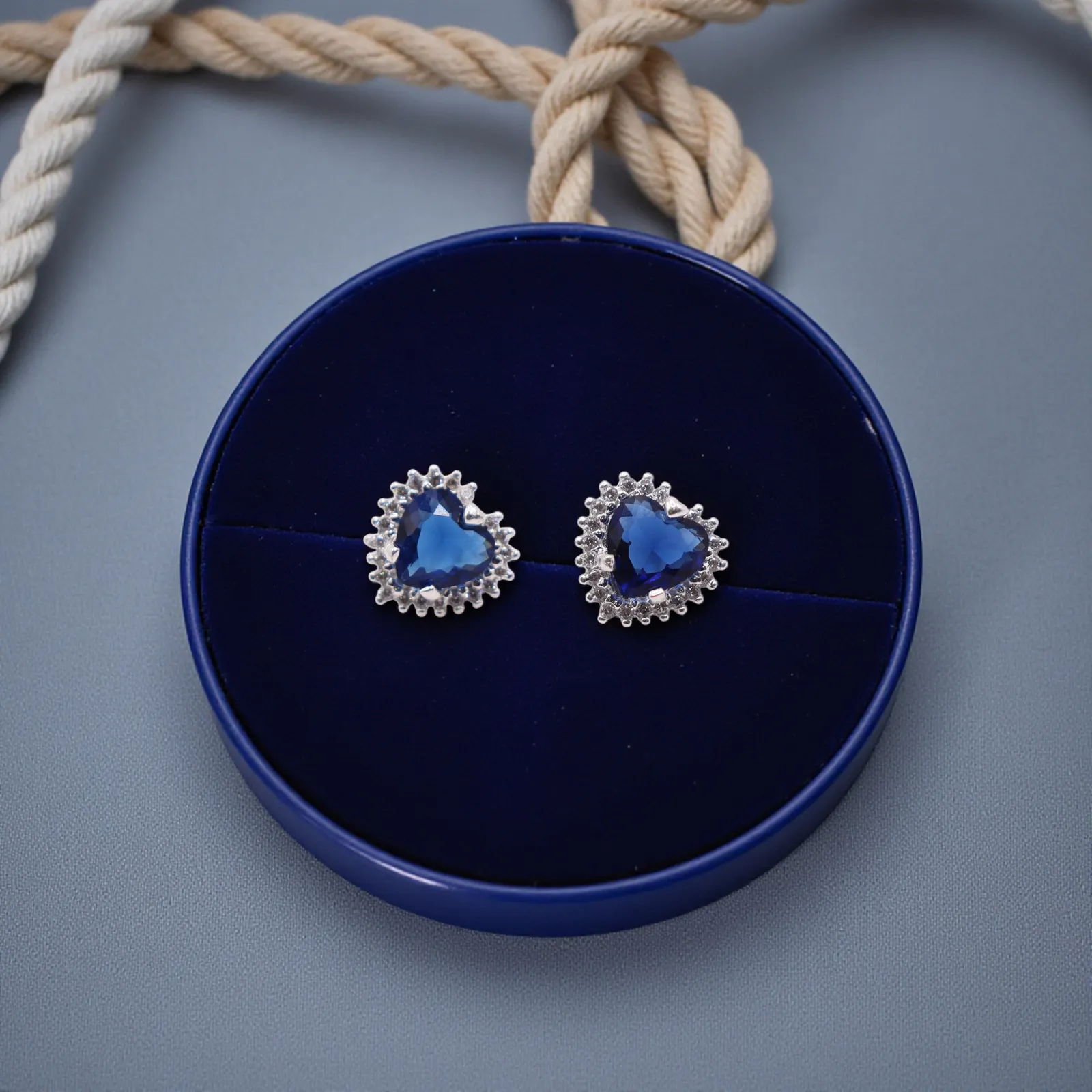 Aretes + Dije Corazón Azul  en Plata .925