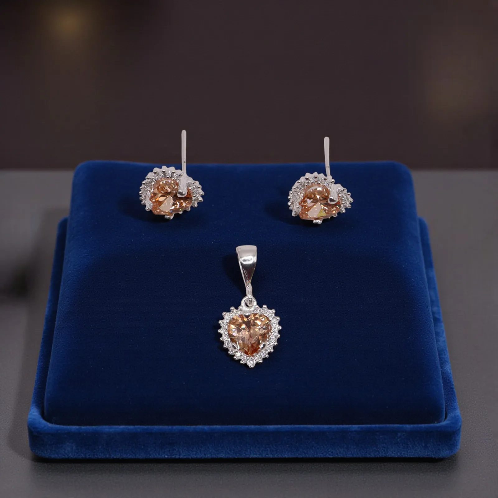 Aretes + Dije Corazón Naranja en Plata .925