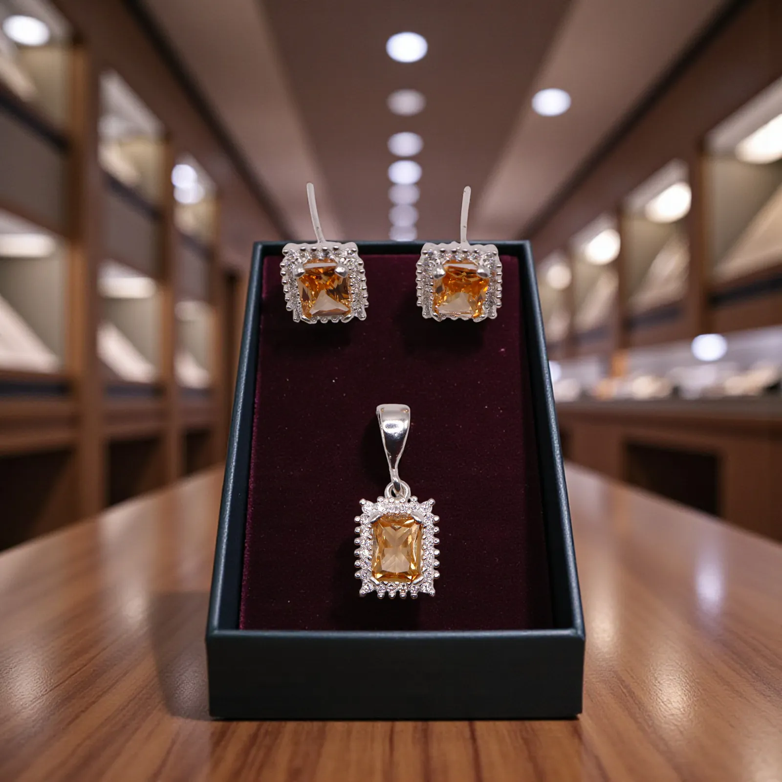 Aretes + Dije Cuadro Naranja en Plata .925