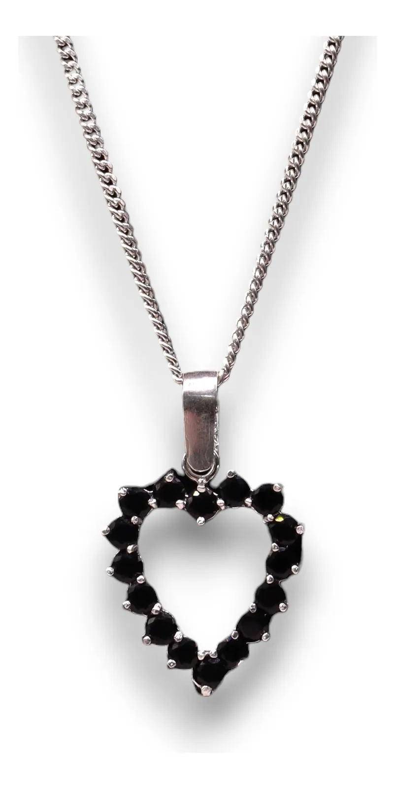 Dije Corazón Contorno Negro En Plata .925