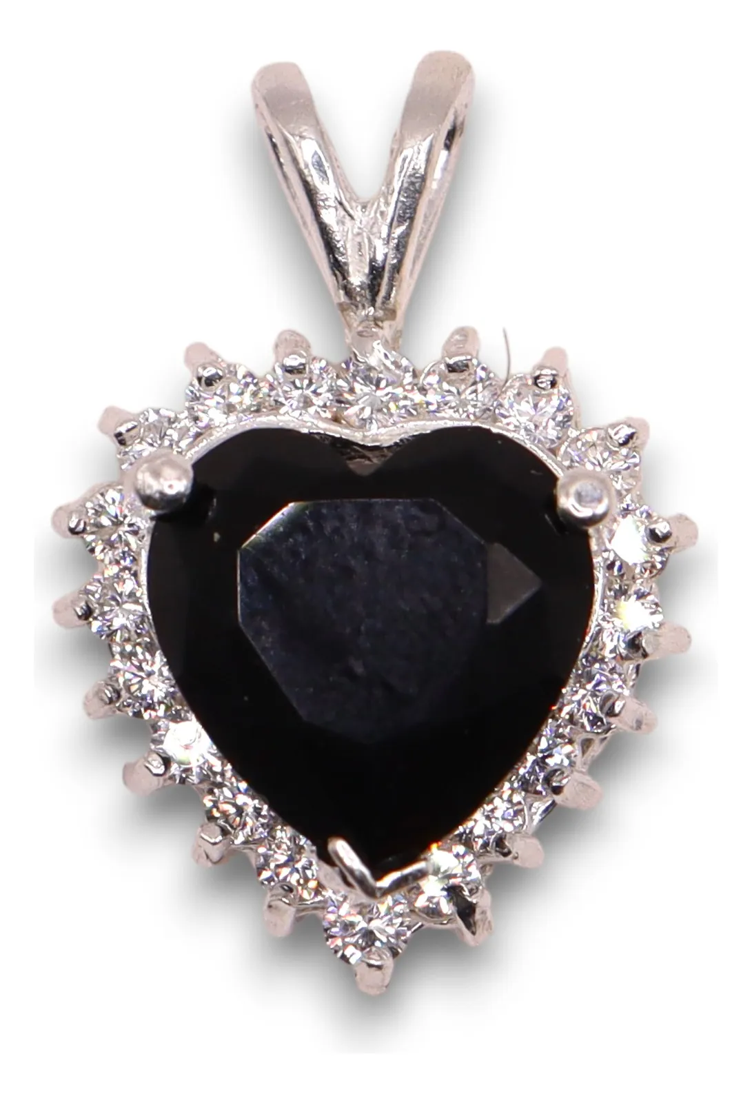 Dije Corazón Con Piedra Negro En Plata .925