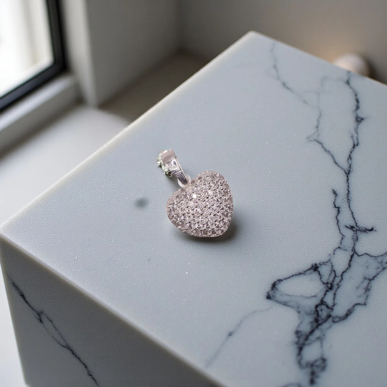 Dije Corazón Circonias Plata .925