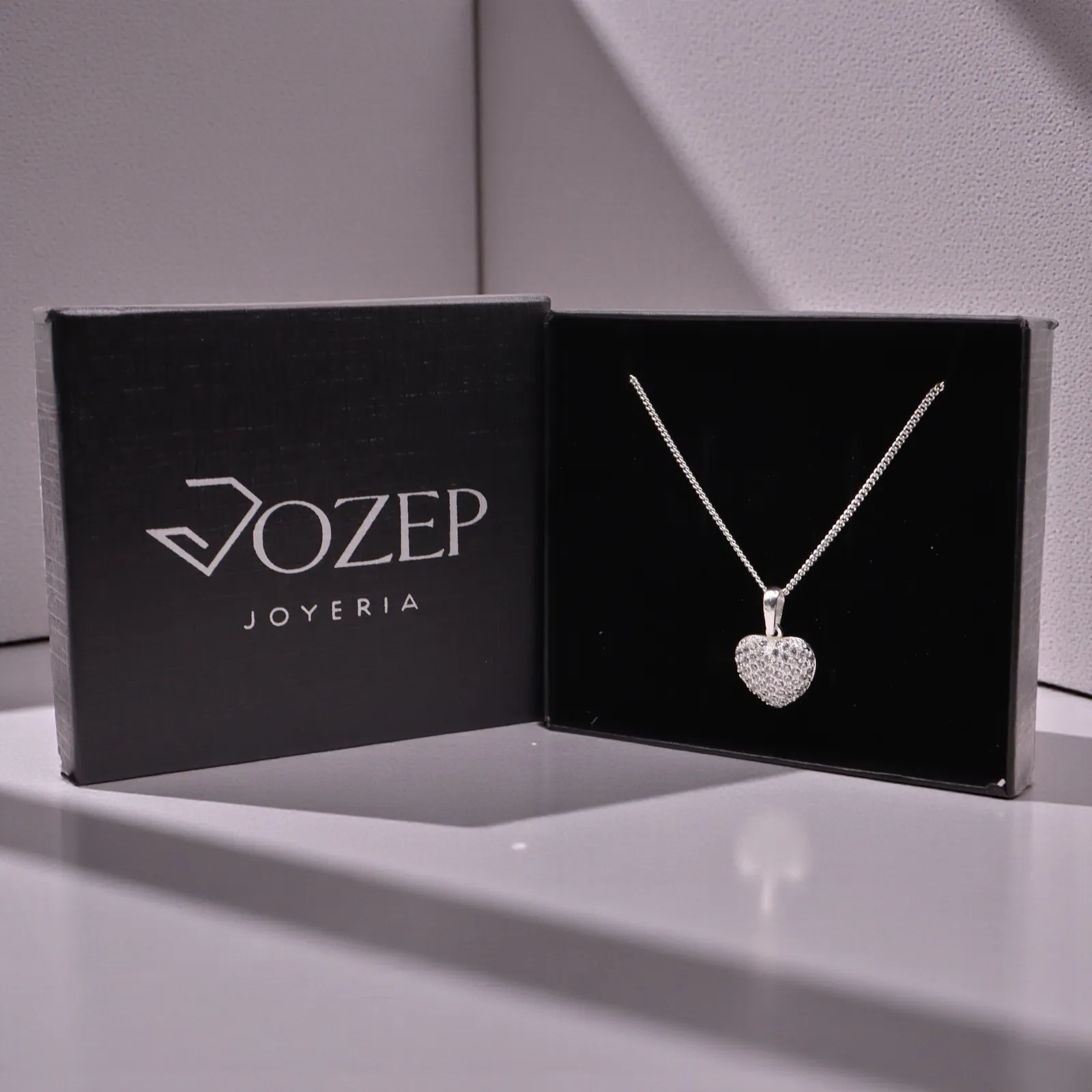 Dije Corazón Circonias Plata .925