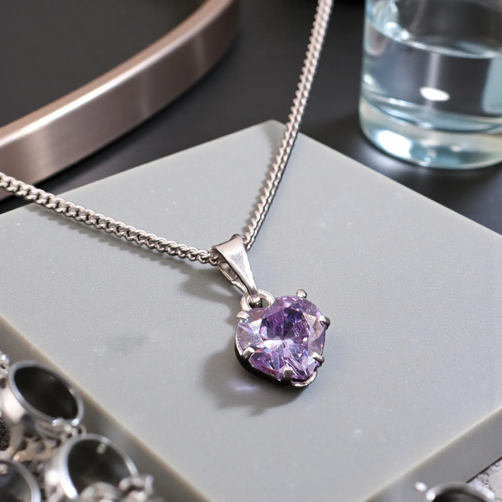 Dije Corazón Mediano Morado Plata .925