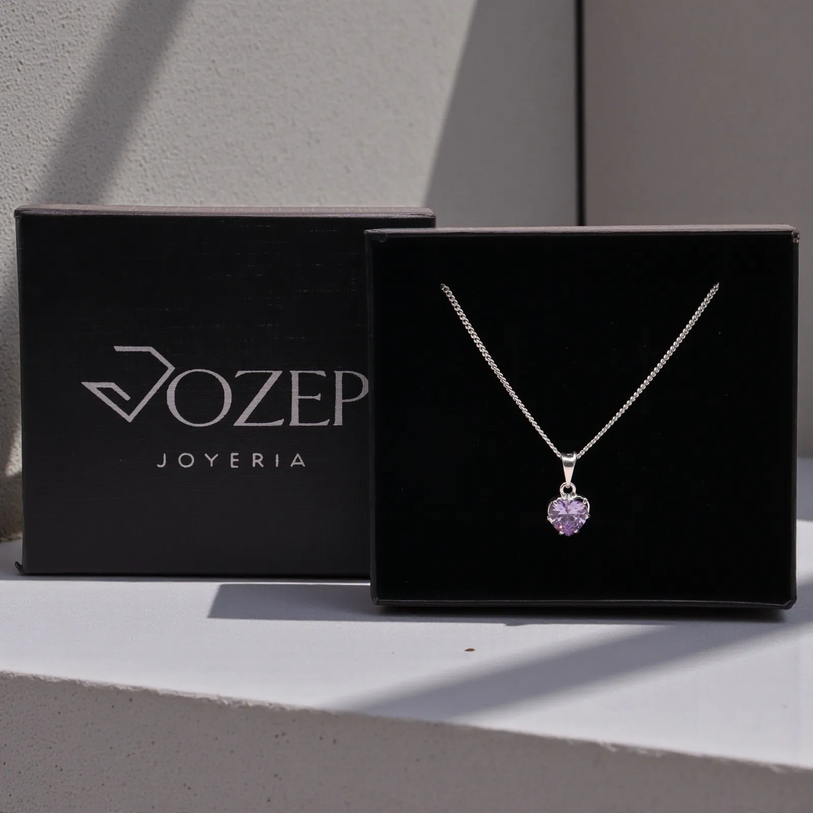 Dije Corazón Mediano Morado Plata .925