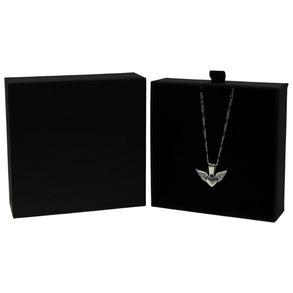 Dije Corazón con Alas + Cadena en Plata .925