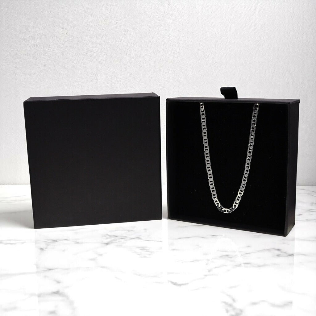 Cadena Guchi Ancla Gruesa de Plata .925