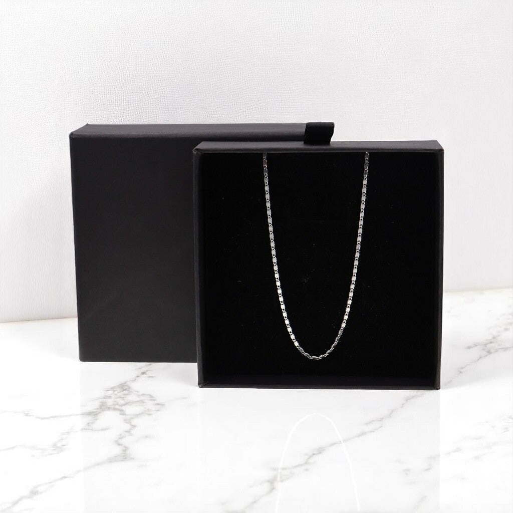 Cadena Gucci Delgada de Plata .925