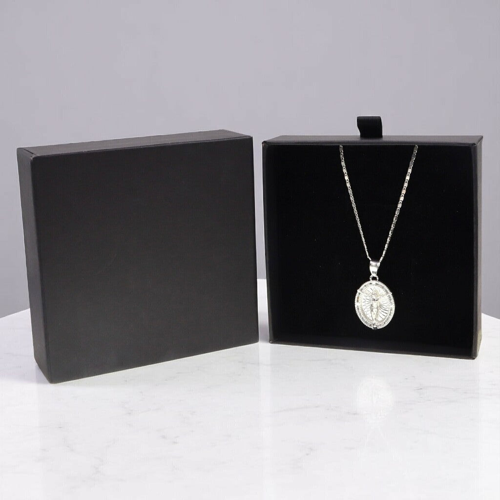 Medalla Jesus + Cadena en Plata .925