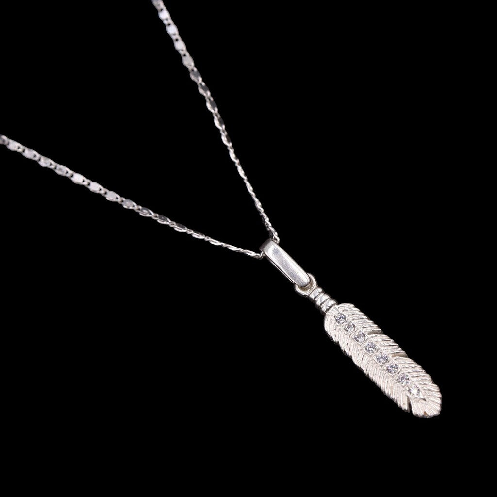 Dije Pluma + Cadena en Plata .925