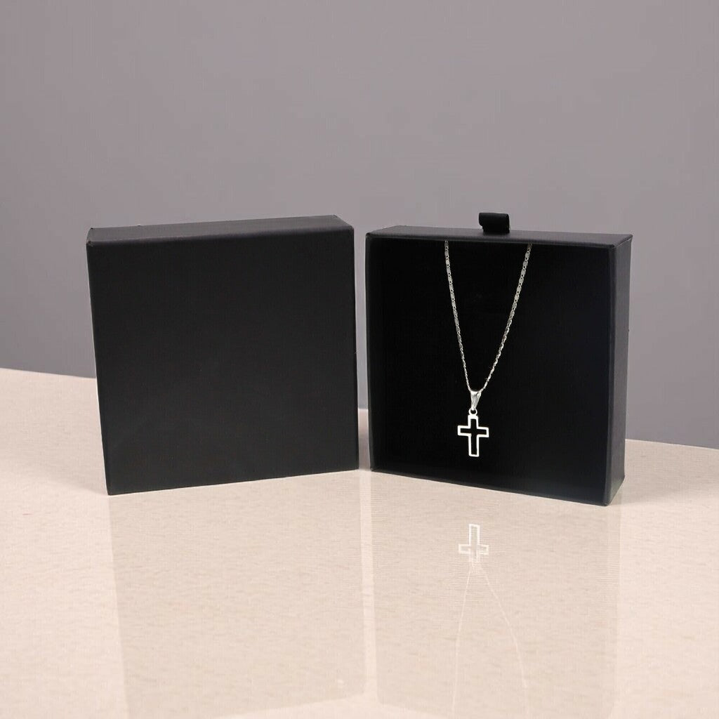 Dije Contorno Cruz Mini + Cadena en Plata .925