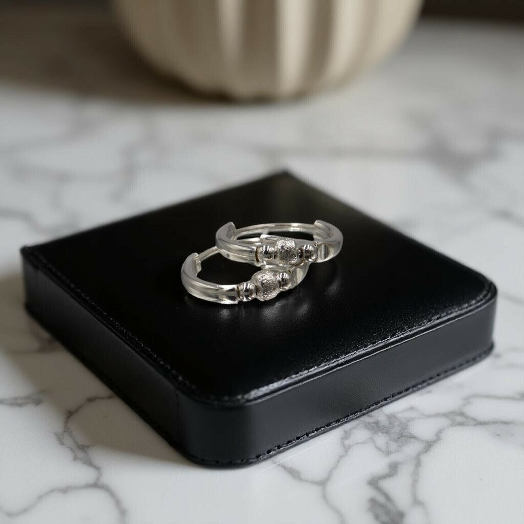 Arracadas Cuenta Redonda Chica de Plata .925