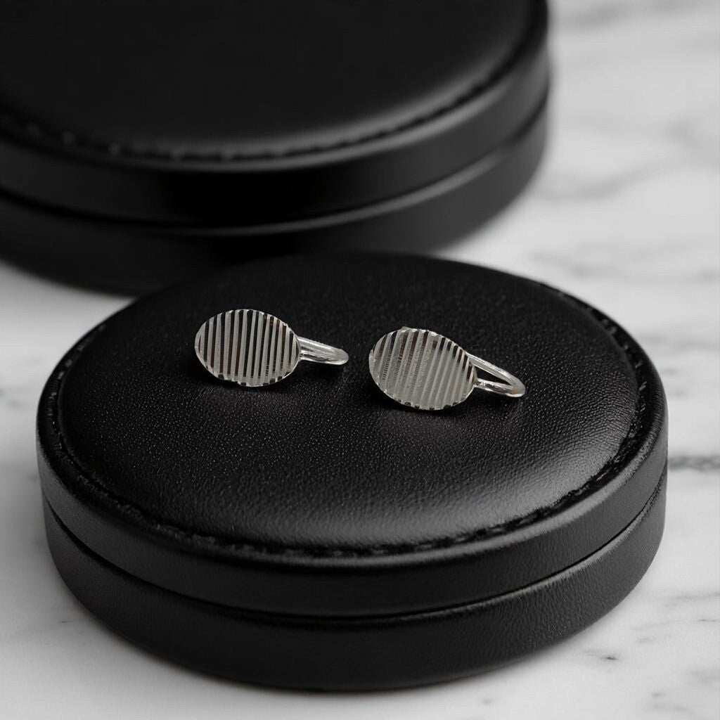 Broquel Ovalo Con Lineas de Plata .925