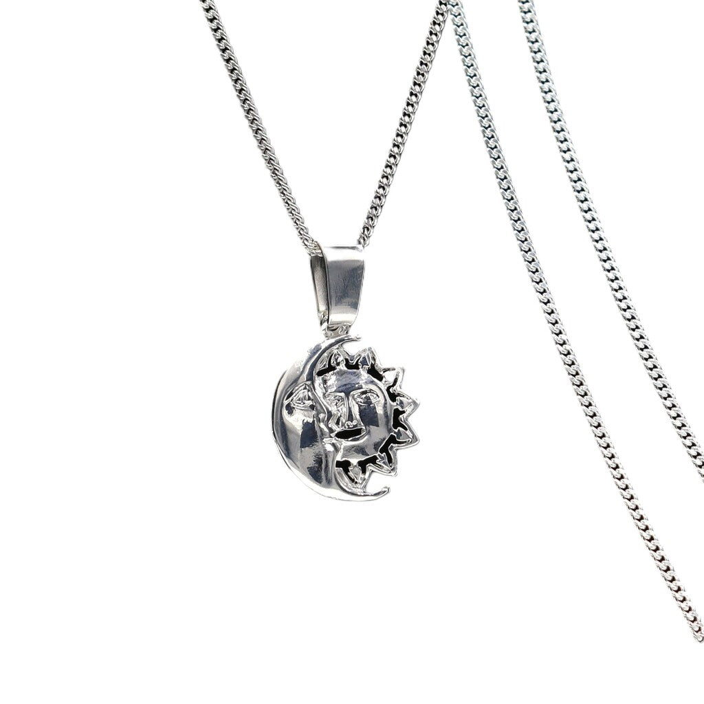 Dije De Luna/sol + Cadena En Plata .925