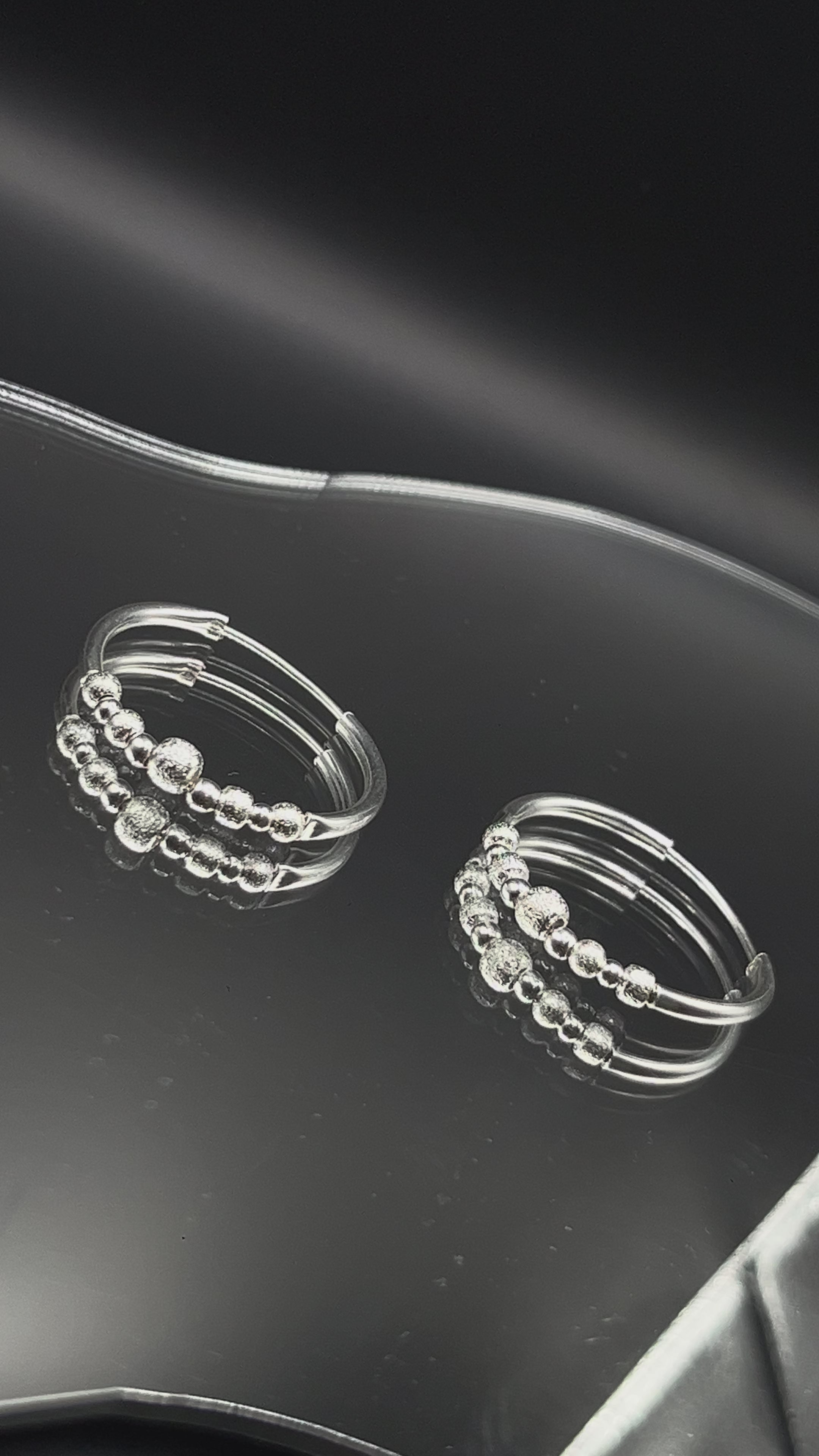 Arracadas Cuenta Redonda Grande de Plata .925