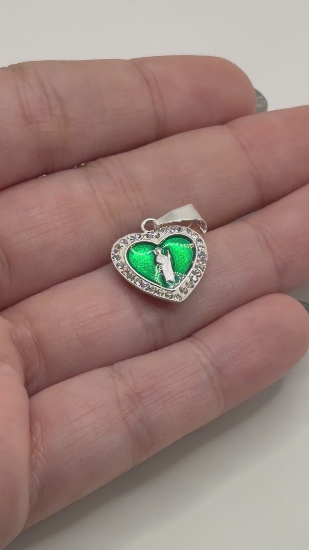 Dije De San Judas En Forma De Corazón + Cadena en Plata .925