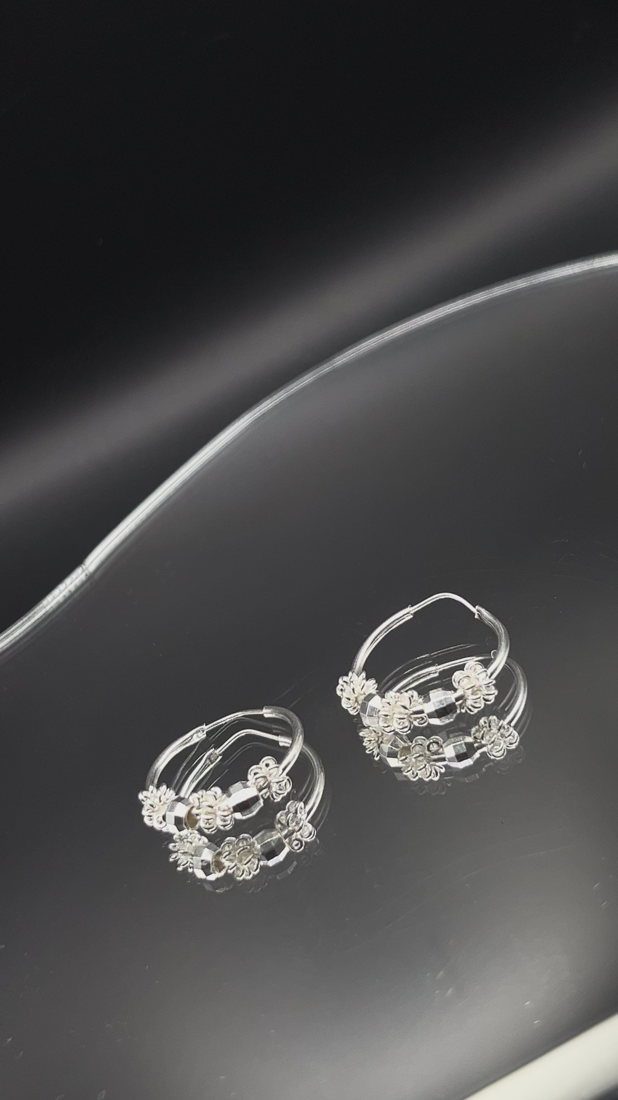 Arracadas Circulo Flor de Plata .925