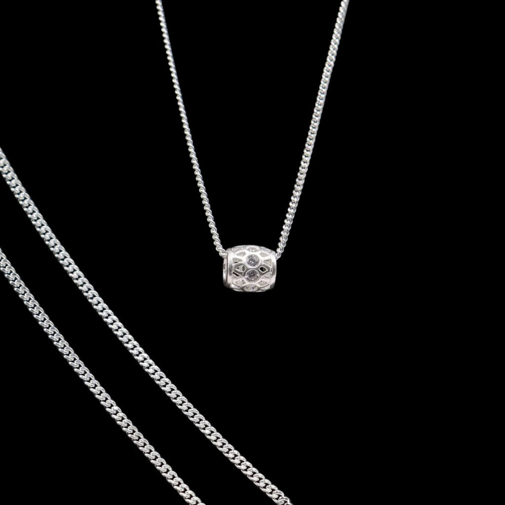 Dije Tipo Charm + Cadena en Plata .925