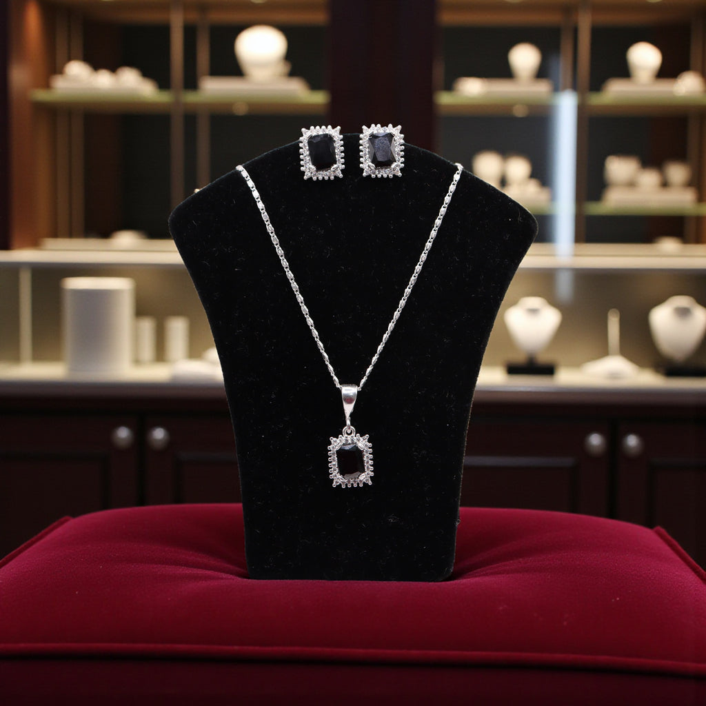 Aretes C/ Cadena Dije Cuadro Negro en Plata .925