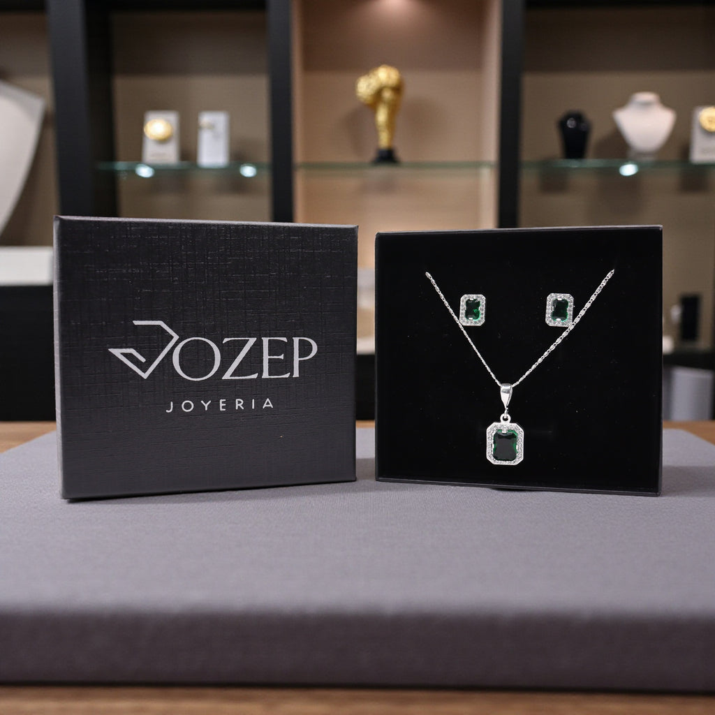 Aretes C/ Cadena Dije Cuadro Verde en Plata .925
