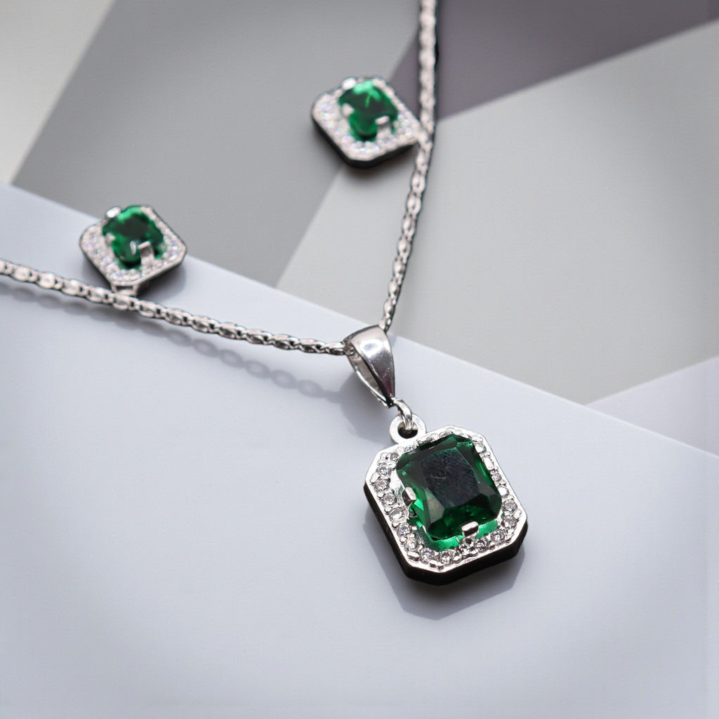 Aretes C/ Cadena Dije Cuadro Verde en Plata .925