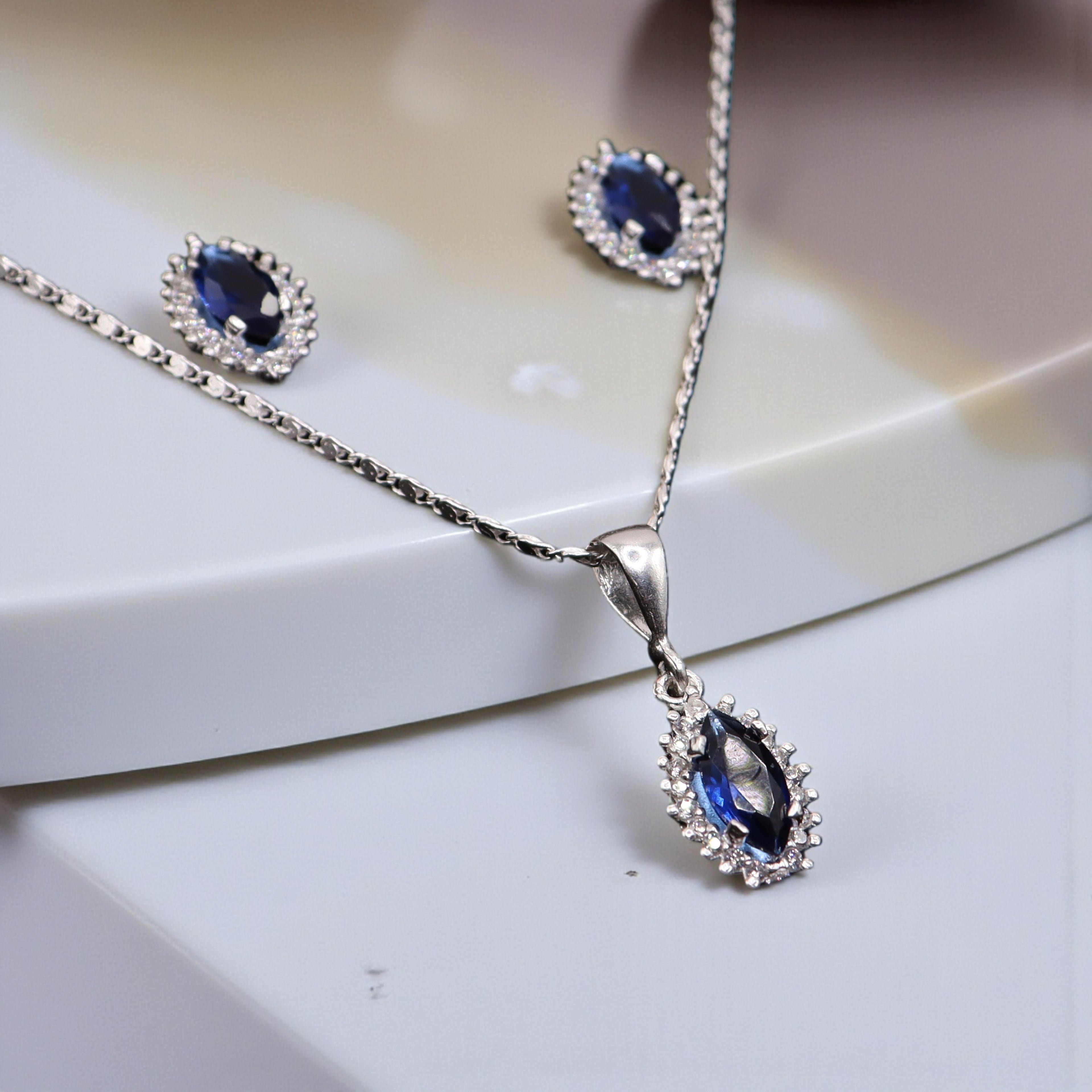 Aretes C/ Cadena Dije Gota Azul en Plata .925