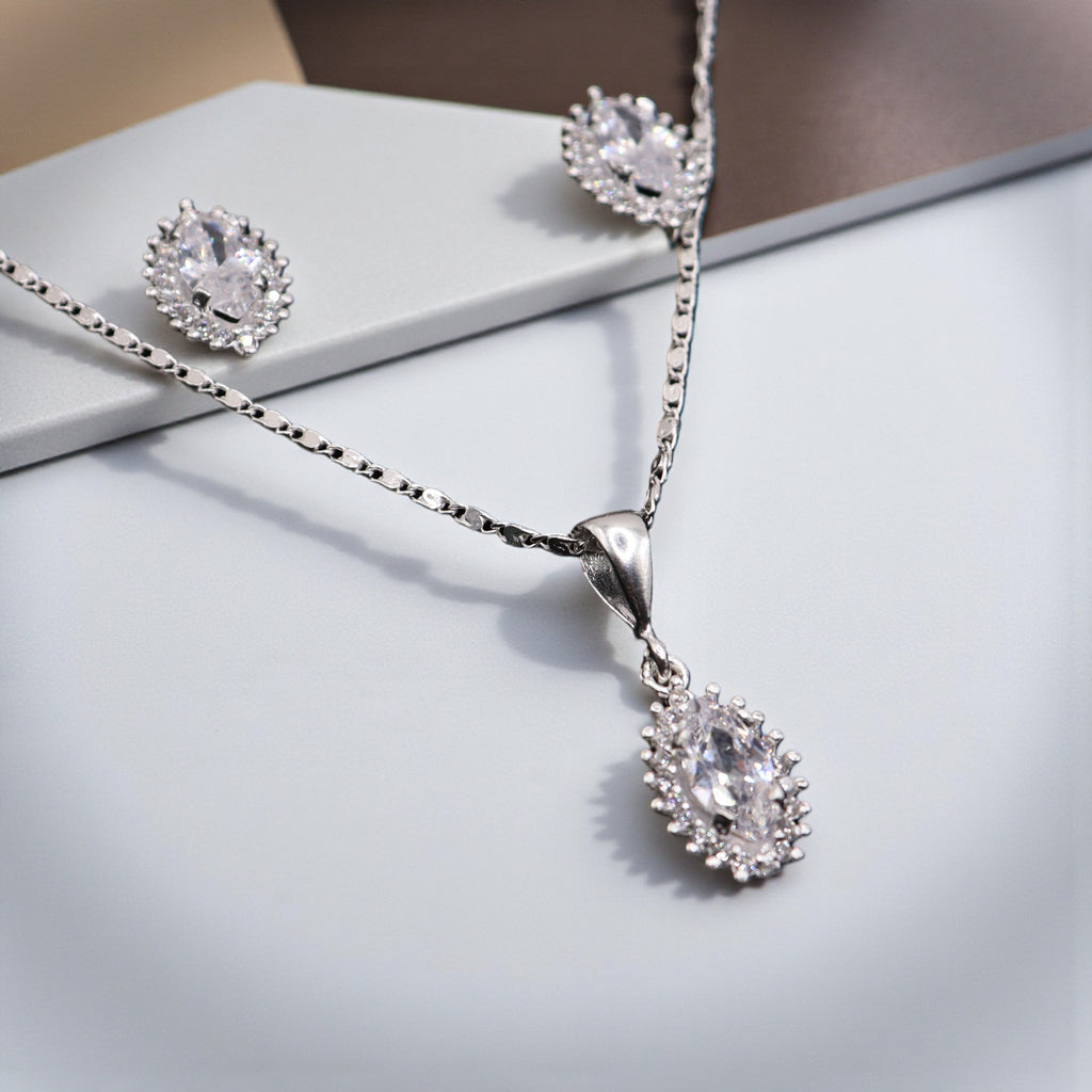 Aretes C/ Cadena Dije Gota Blanca Delgada en Plata .925